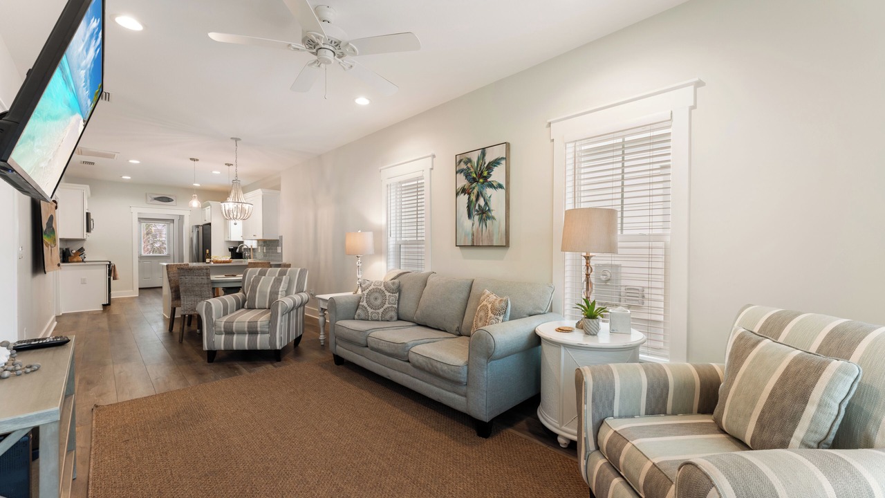 Photo of Livingroom in Mexico Beach