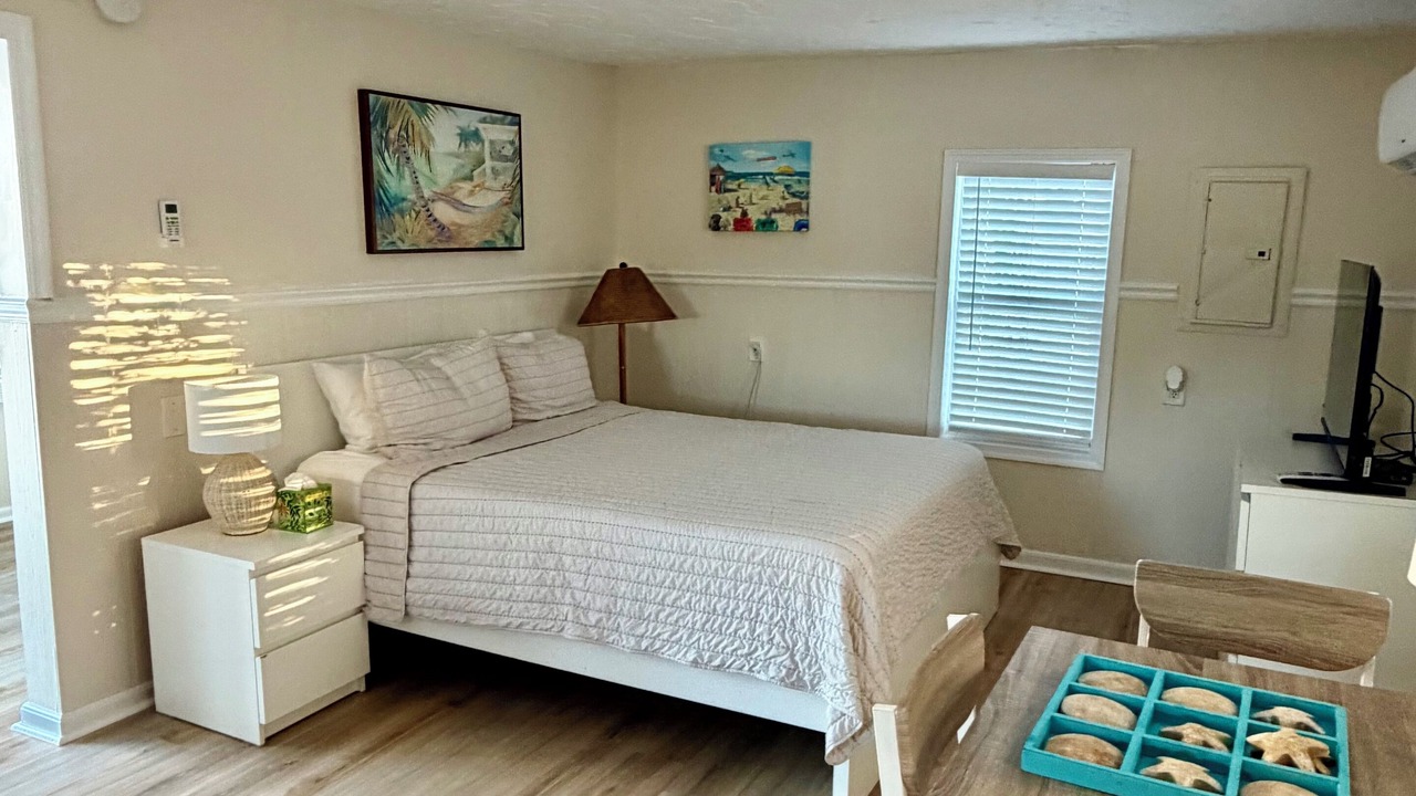 Photo of Bedroom in Summerland Key