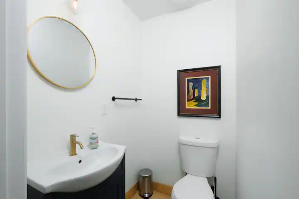 Photo of Bathroom in Pleasant Street