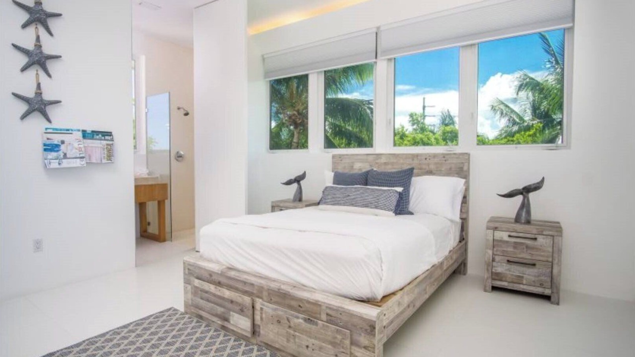 Photo of Bedroom in Marathon