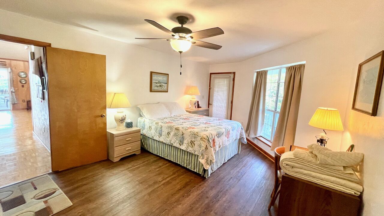 Photo of Bedroom in Cedar Key