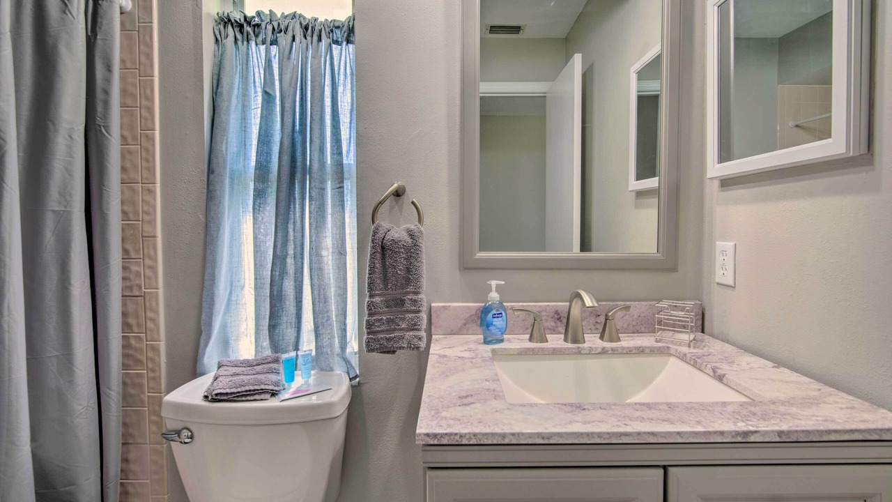Photo of Bathroom in Citrus Springs
