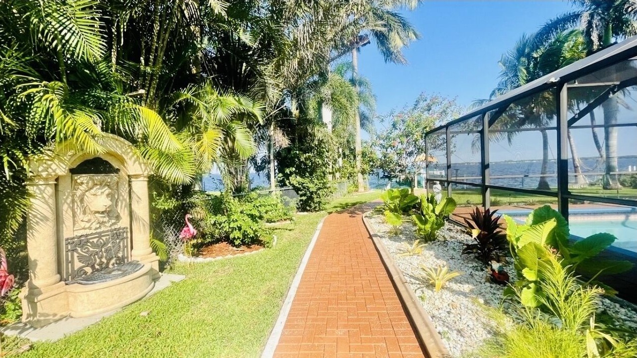 Photo of Outdoor in Fort Myers