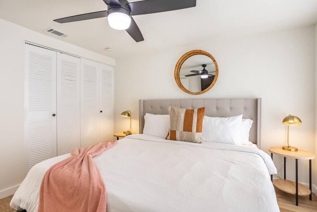 Photo of Bedroom in Bearss Plaza