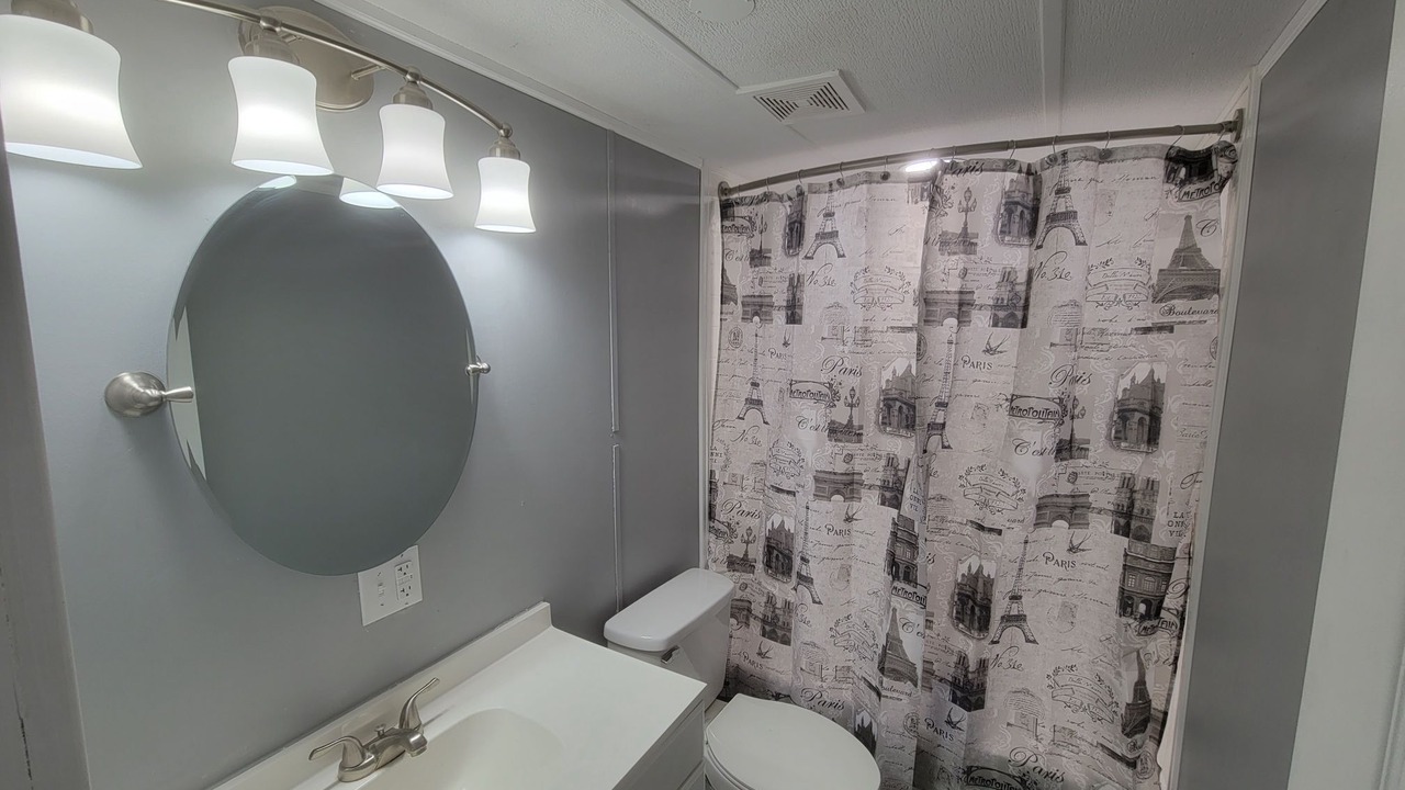 Photo of Bathroom in Waycross