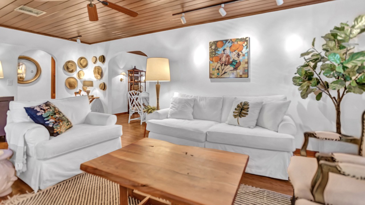 Photo of Livingroom in Del-Ida Park Historic District