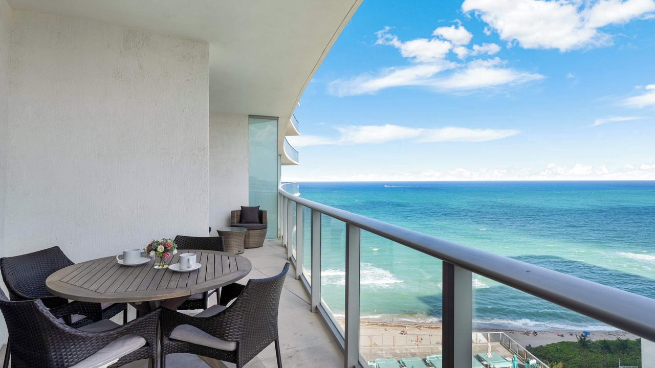 Photo of Outdoor in Hollywood South Central Beach