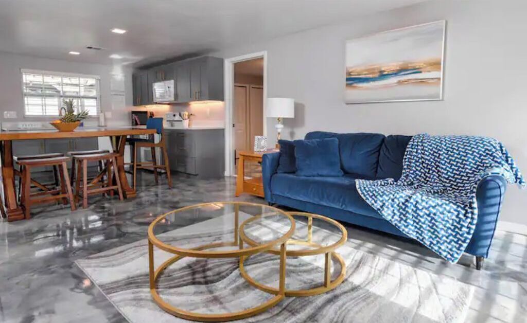Photo of Livingroom in Seffner Community Alliance