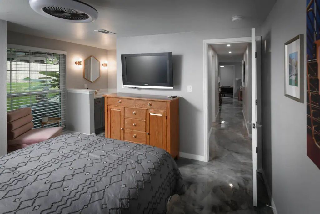 Photo of Bedroom in Seffner Community Alliance