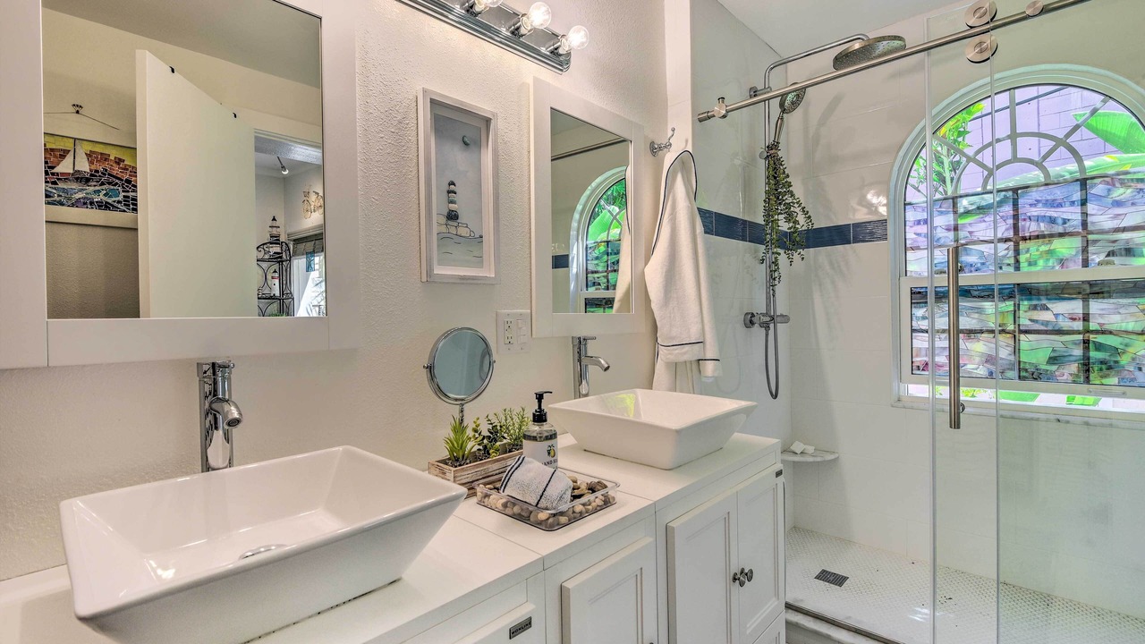 Photo of Bathroom in Central Sarasota
