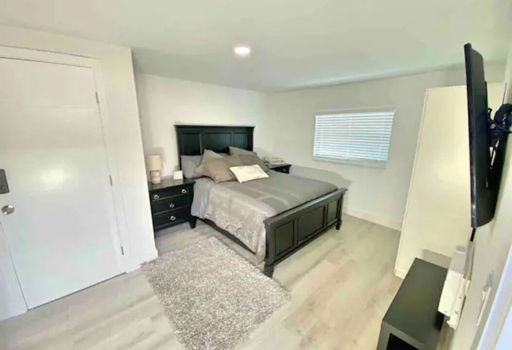Photo of Bedroom in Pompano Beach