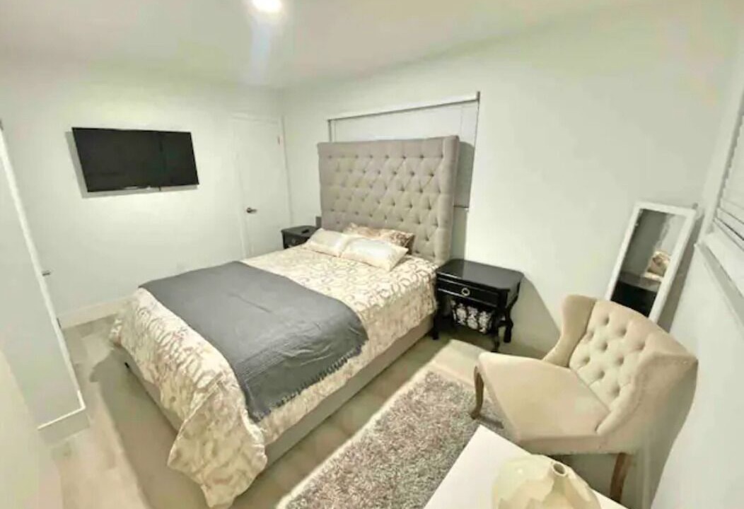 Photo of Bedroom in Pompano Beach