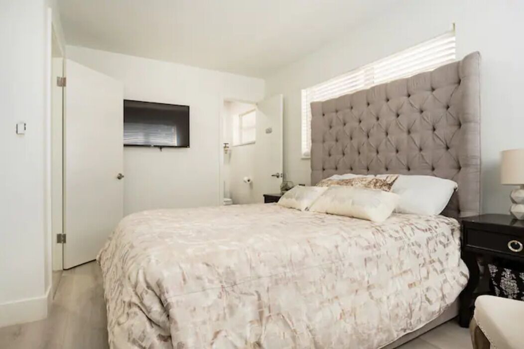 Photo of Bedroom in Pompano Beach