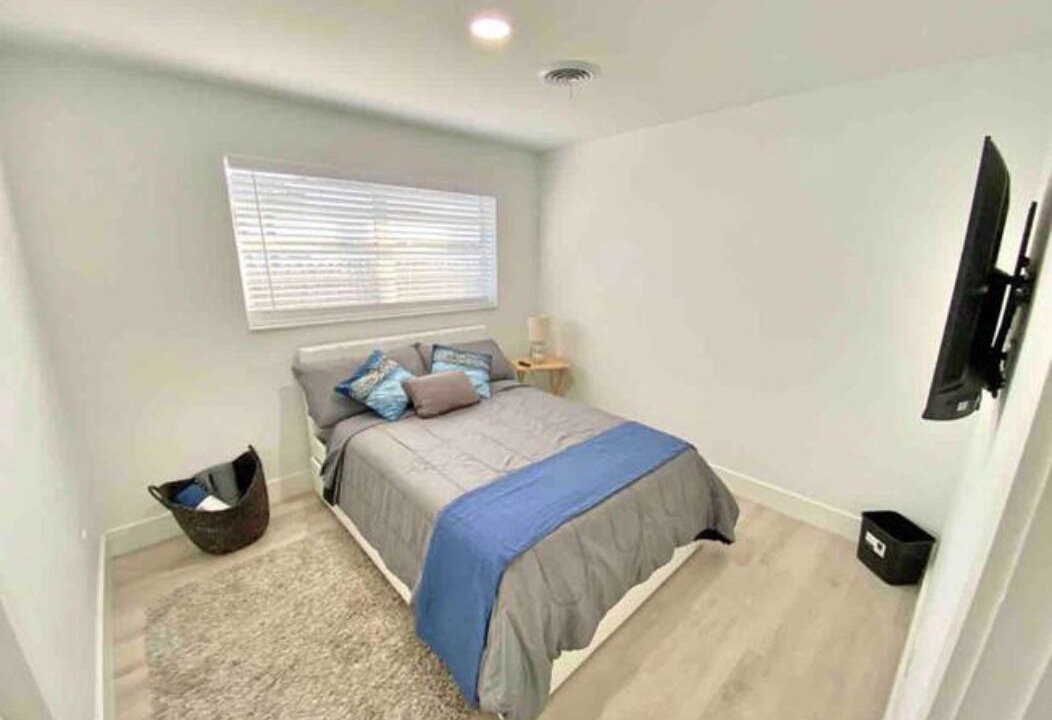 Photo of Bedroom in Pompano Beach
