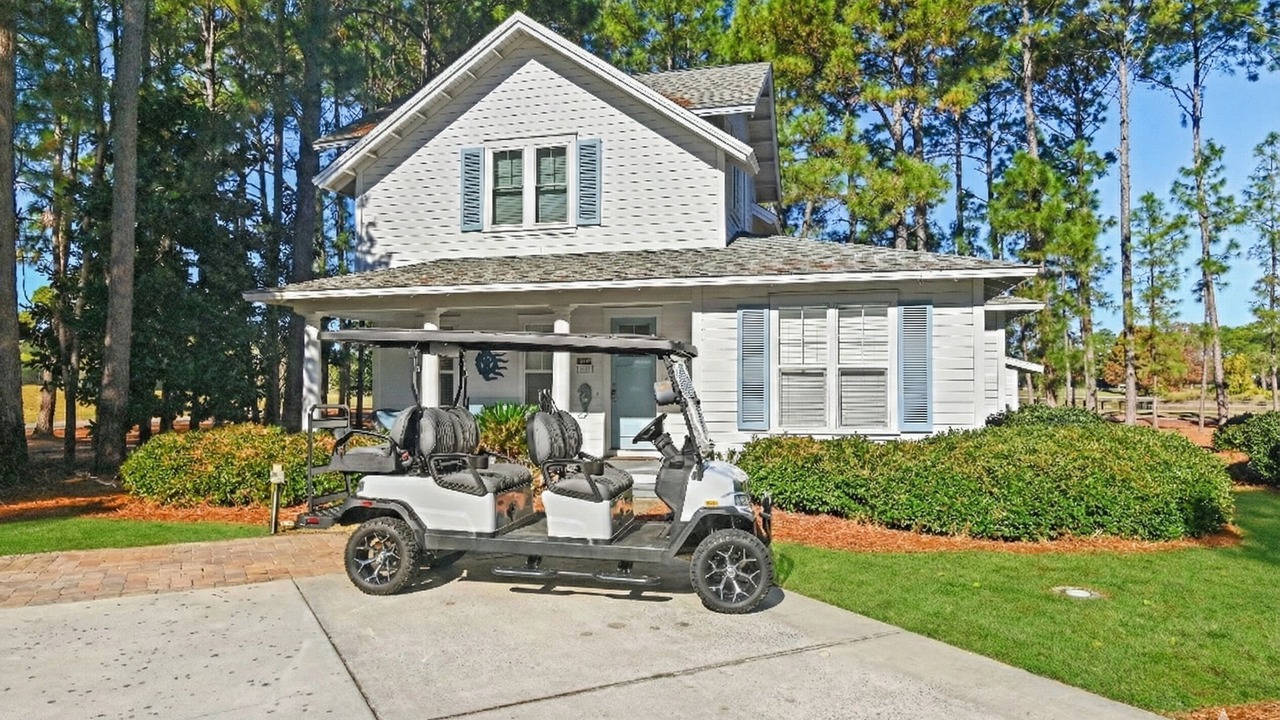 Photo of Others in Laurel Grove