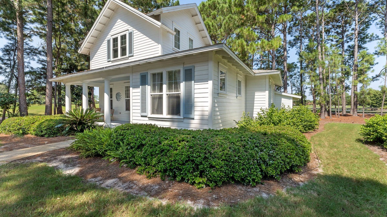 Photo of Others in Laurel Grove