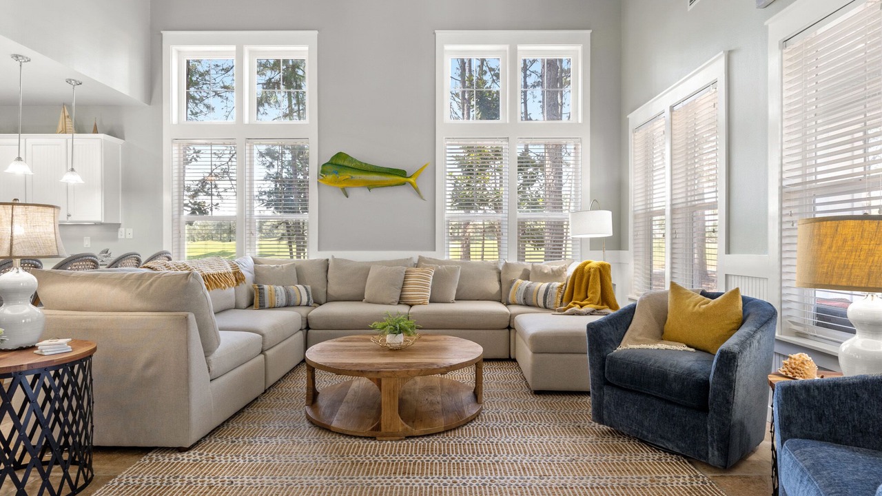 Photo of Livingroom in Laurel Grove