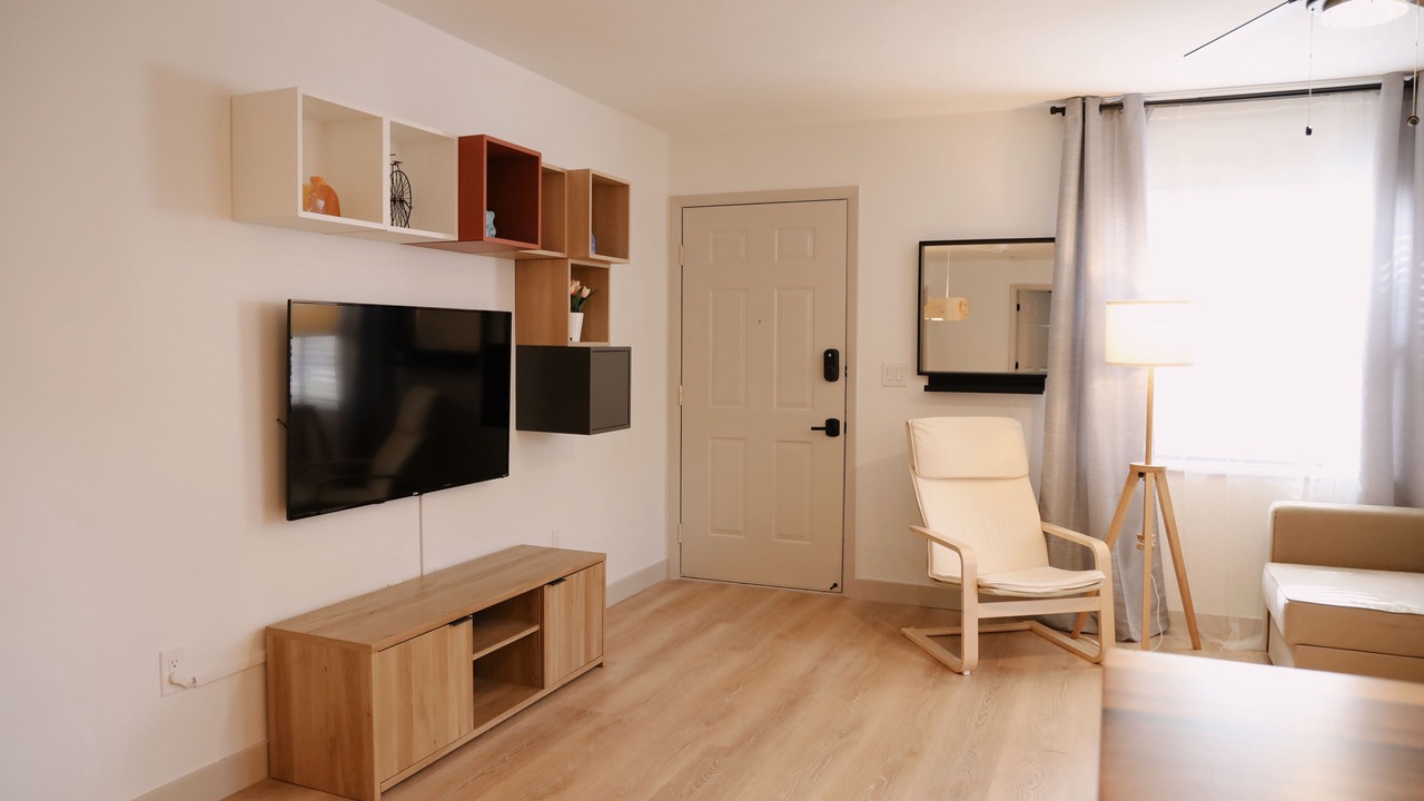 Photo of Livingroom in South Gate Ridge