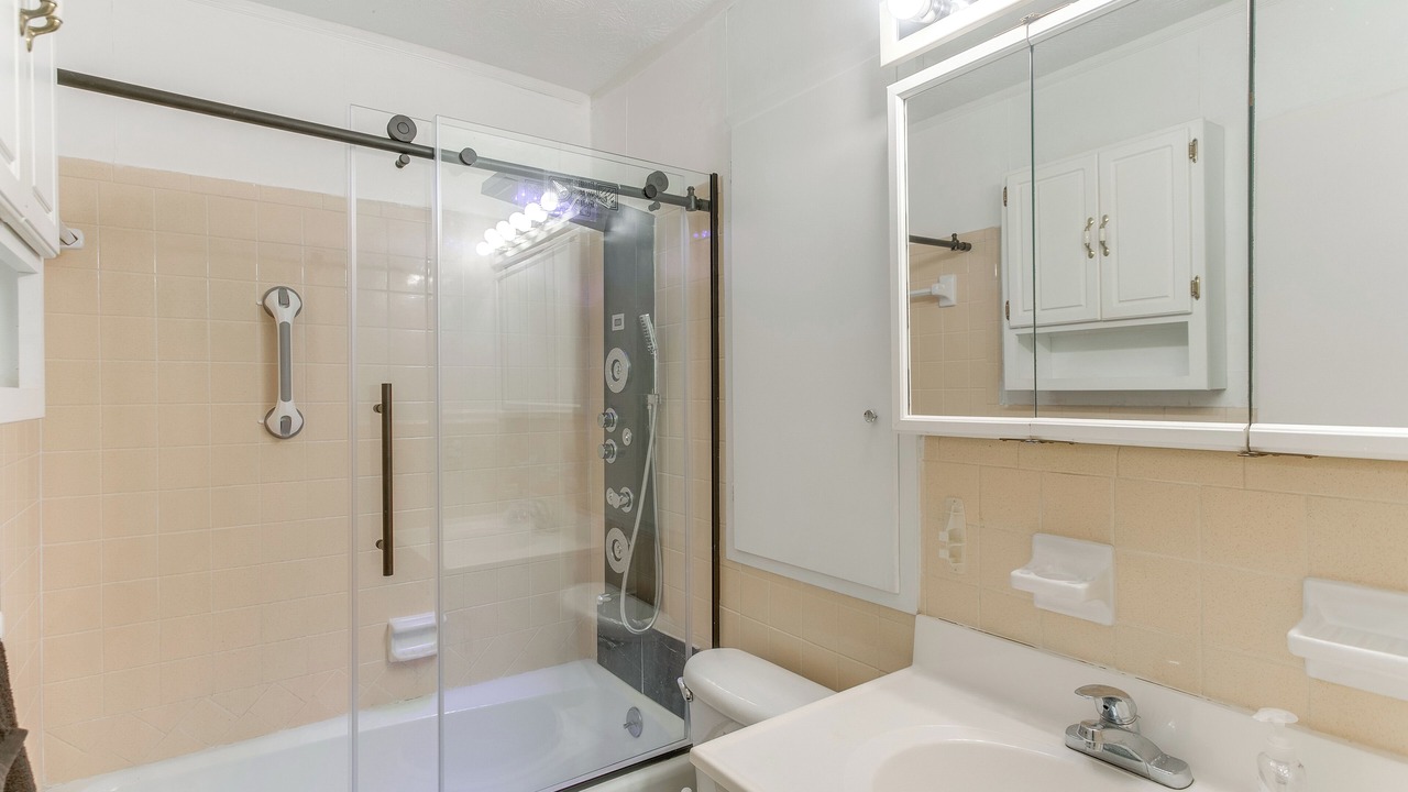 Photo of Bathroom in Waycross