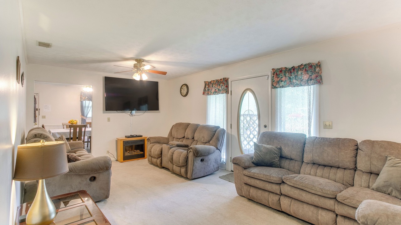 Photo of Bedroom in Waycross