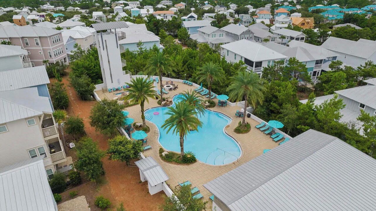 Photo of Outdoor in Lakeside at Blue Mountain Beach
