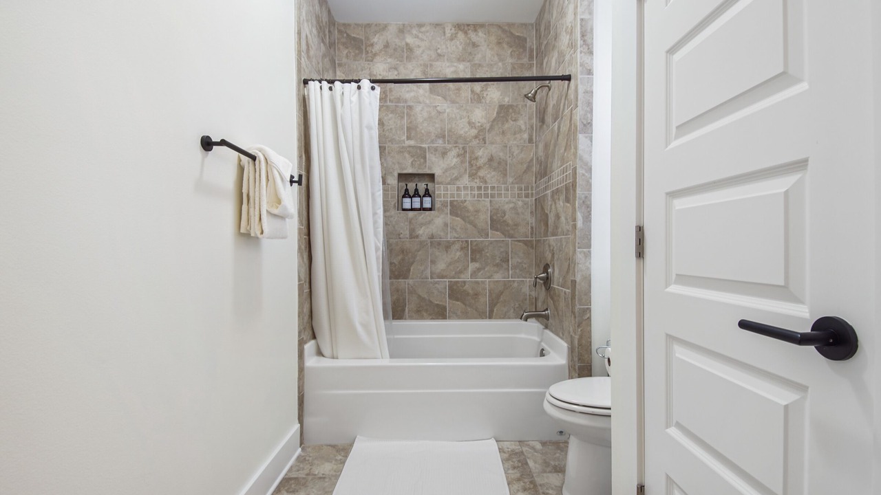 Photo of Bathroom in Lakeside at Blue Mountain Beach