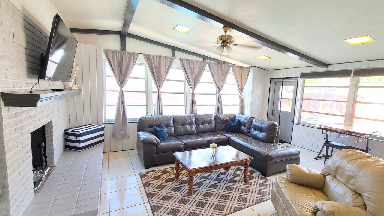 Photo of Livingroom in Clearwater