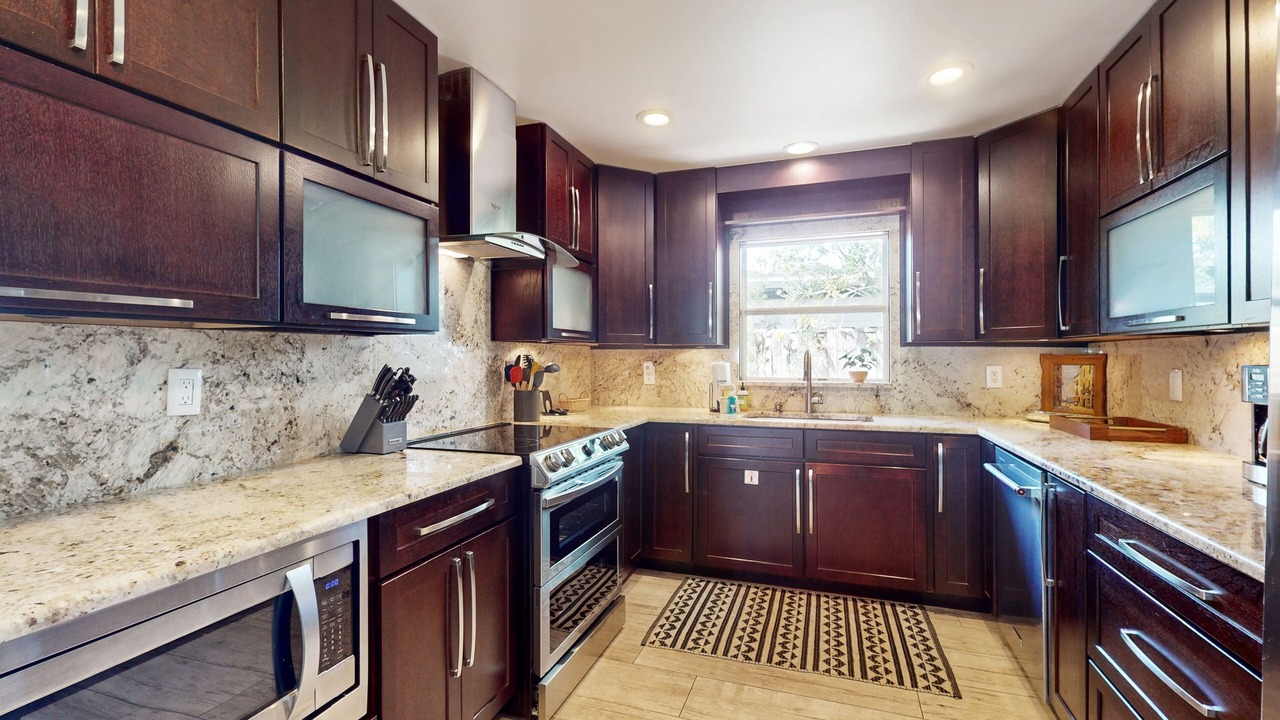 Photo of Kitchen in Cocoa Isles