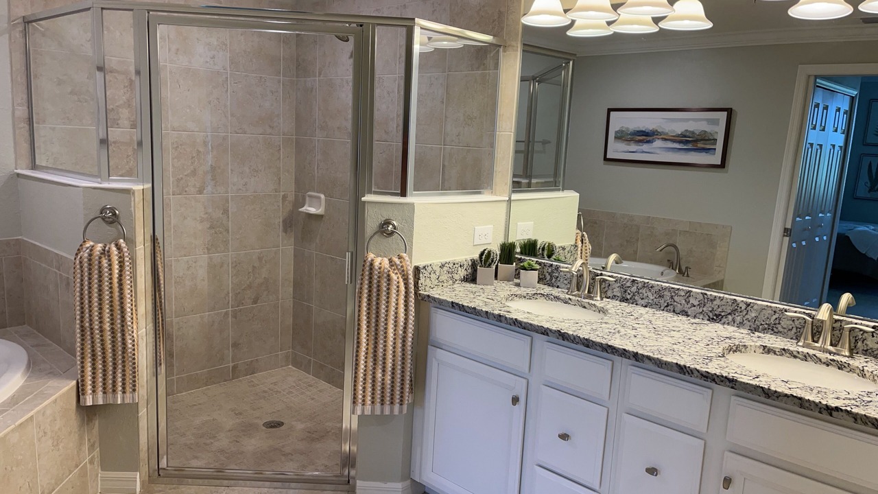 Photo of Bathroom in Lakewood Ranch