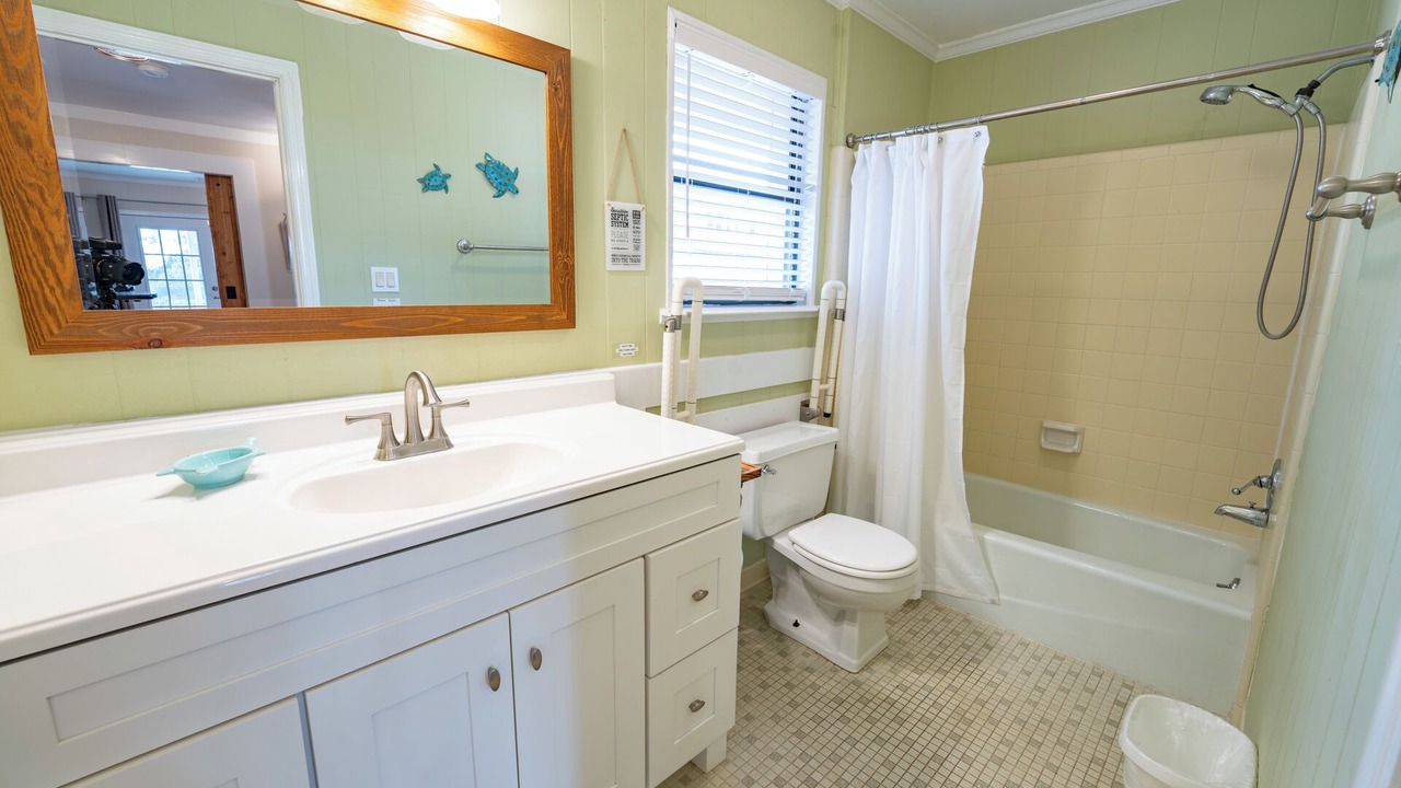 Photo of Bathroom in Magnolia Bluffs