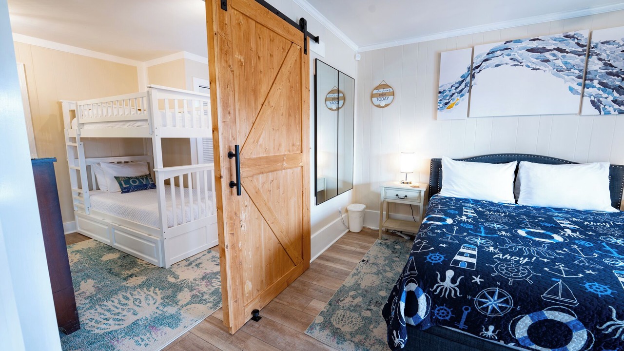 Photo of Bedroom in Magnolia Bluffs