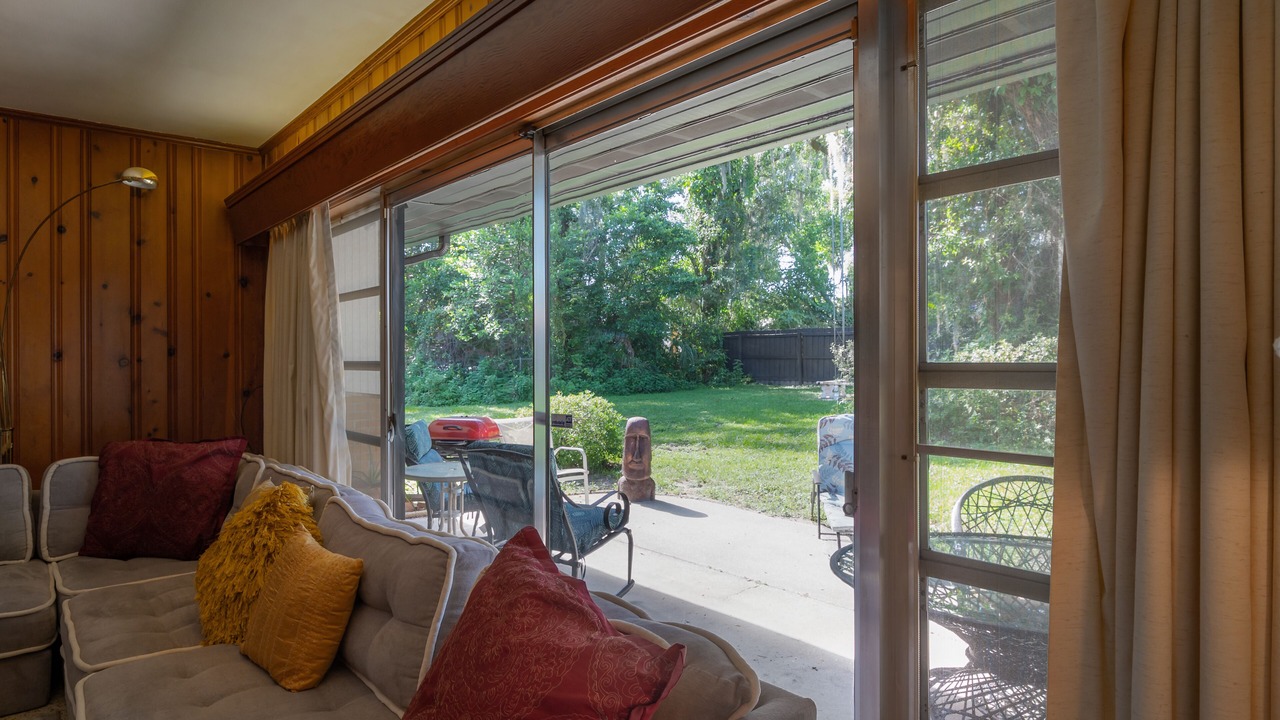 Photo of Livingroom in Old Seminole Heights