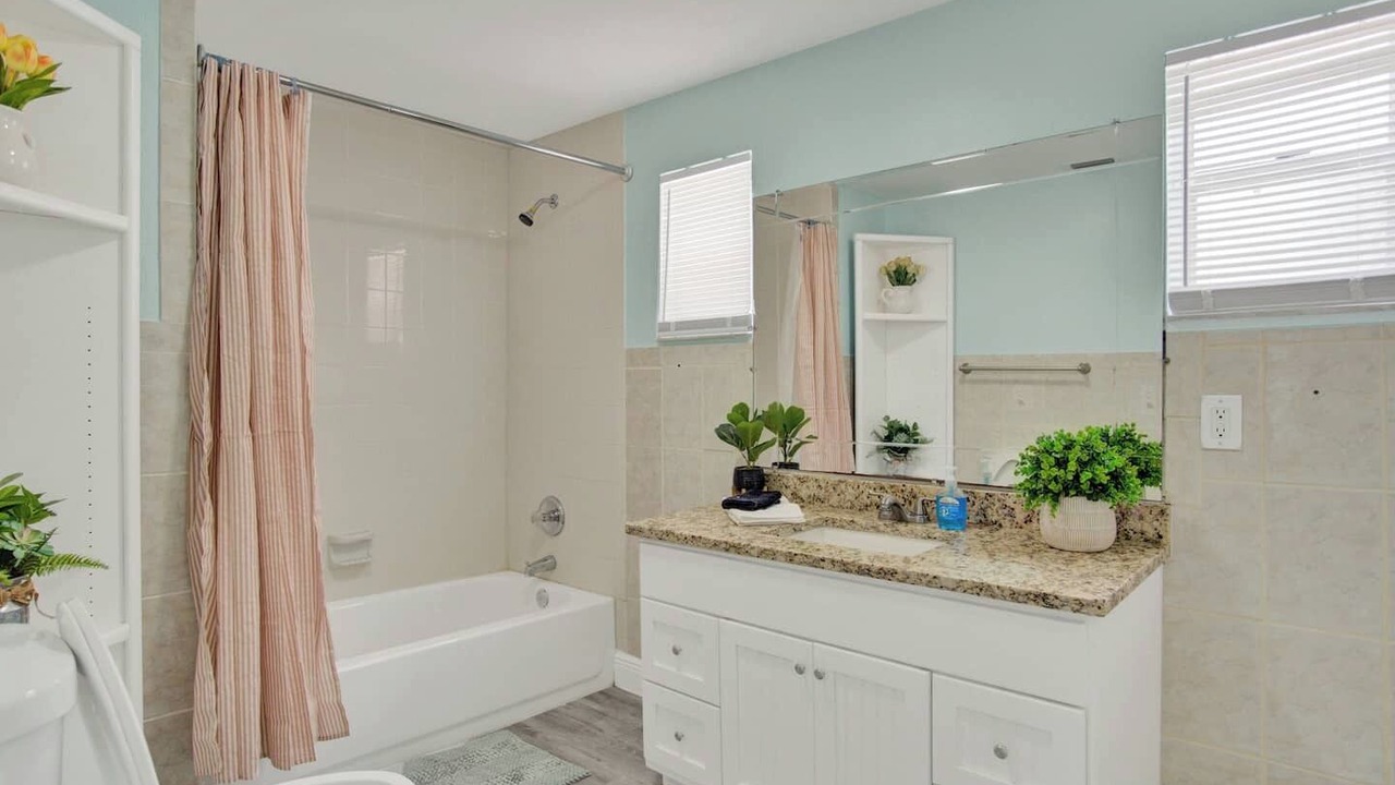 Photo of Bathroom in Tampa Heights