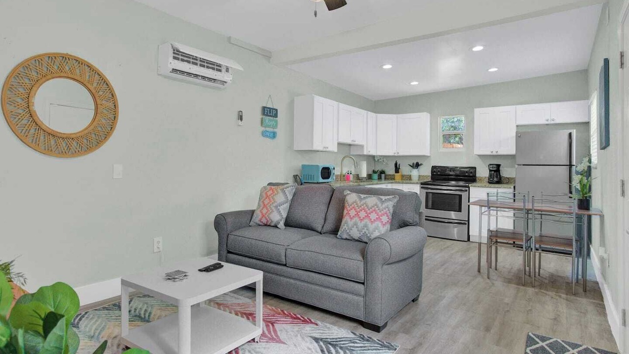 Photo of Bedroom in Tampa Heights