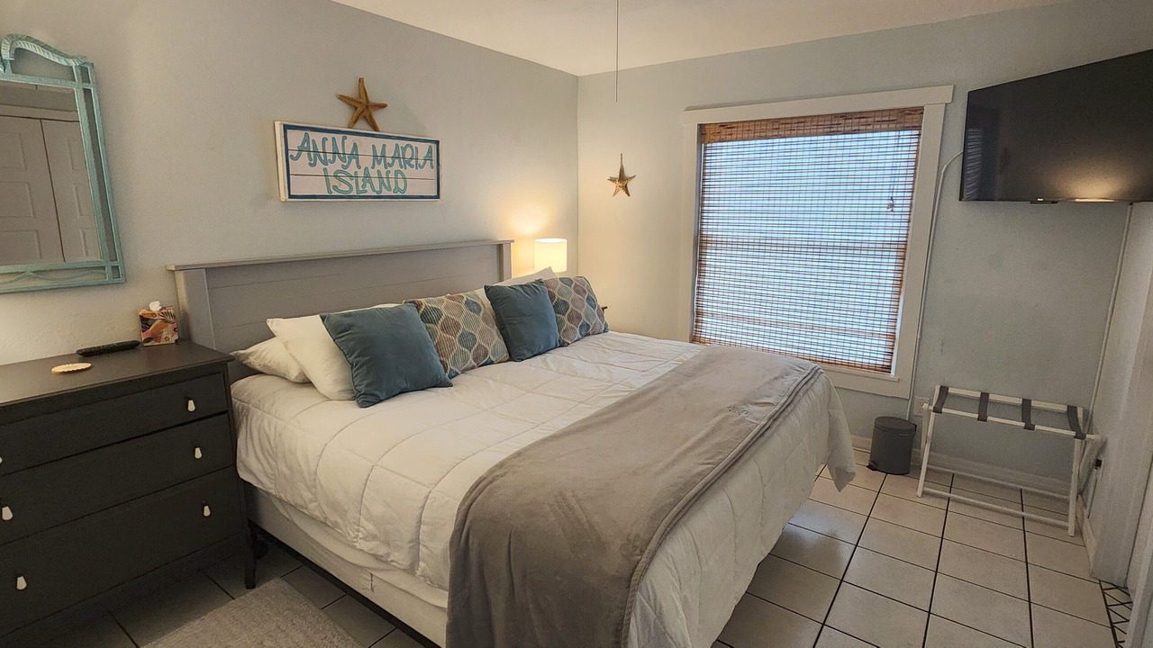 Photo of Bedroom in Bradenton Beach