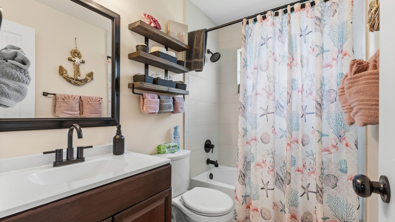 Photo of Bathroom in Jensen Beach