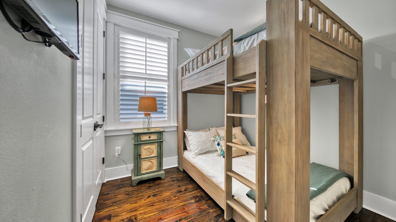 Photo of Bedroom in Santa Rosa Beach