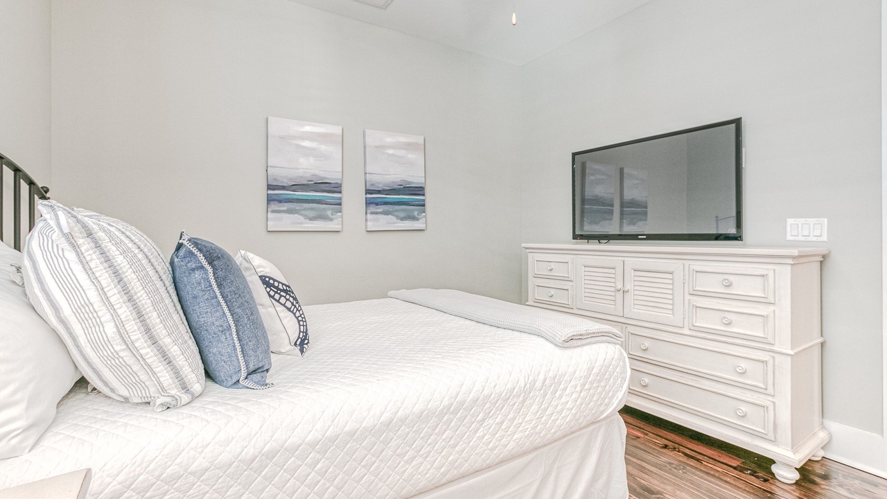 Photo of Bedroom in Santa Rosa Beach