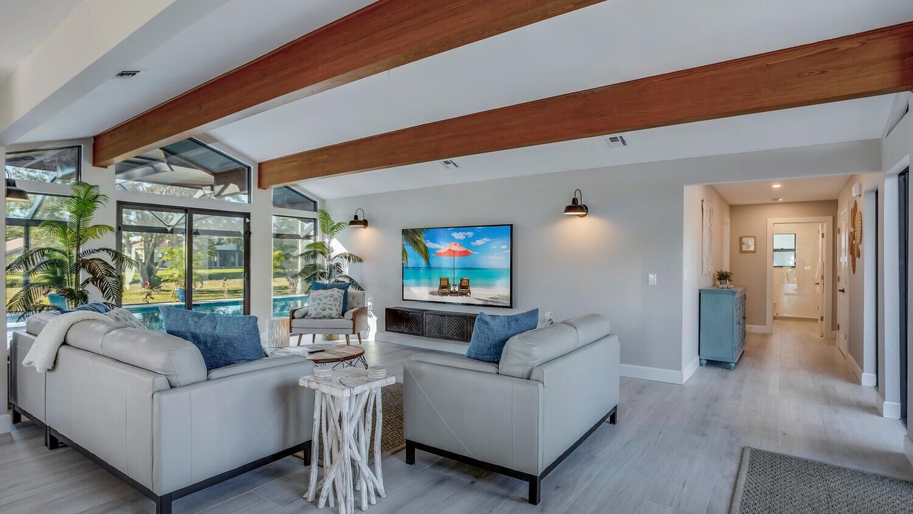 Photo of Livingroom in Central Naples