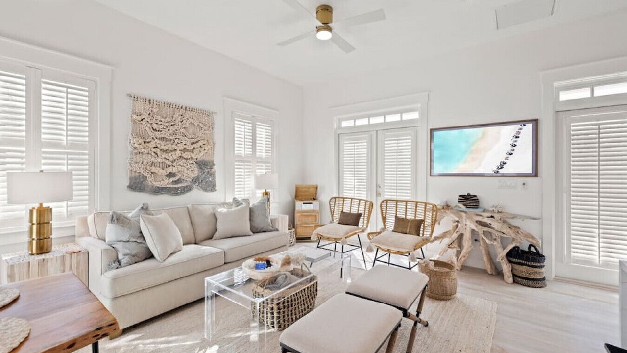 Photo of Livingroom in Rosemary Beach