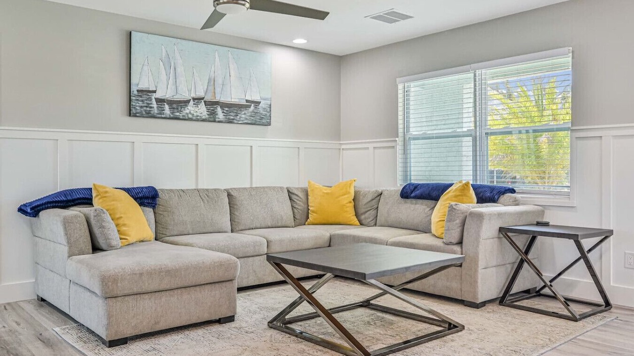 Photo of Livingroom in Bonita Springs
