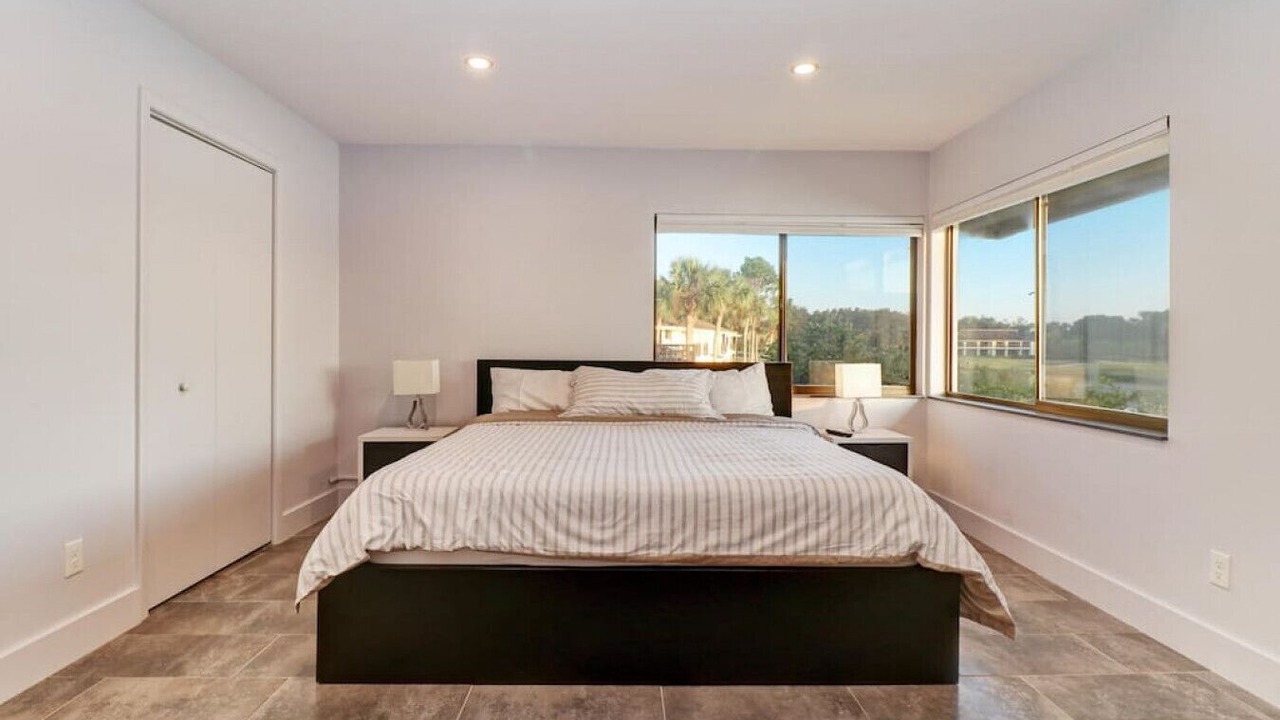 Photo of Bedroom in Wesley Chapel