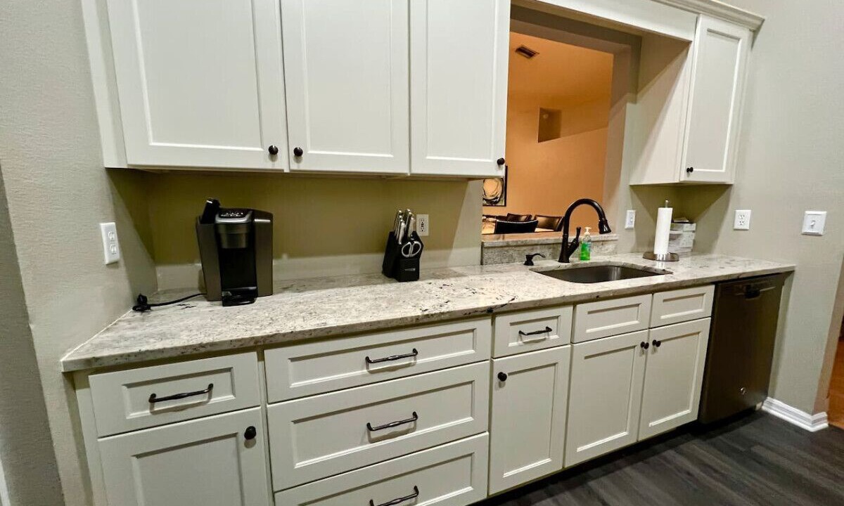 Photo of Kitchen in Bearss Plaza