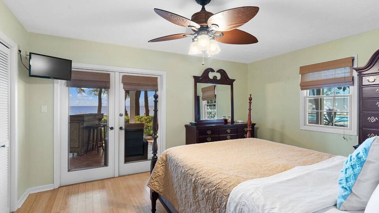 Photo of Bedroom in Magnolia Bluffs