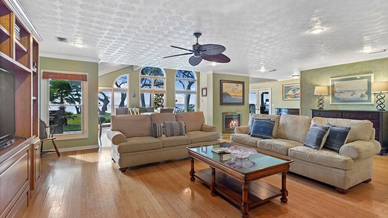 Photo of Livingroom in Magnolia Bluffs