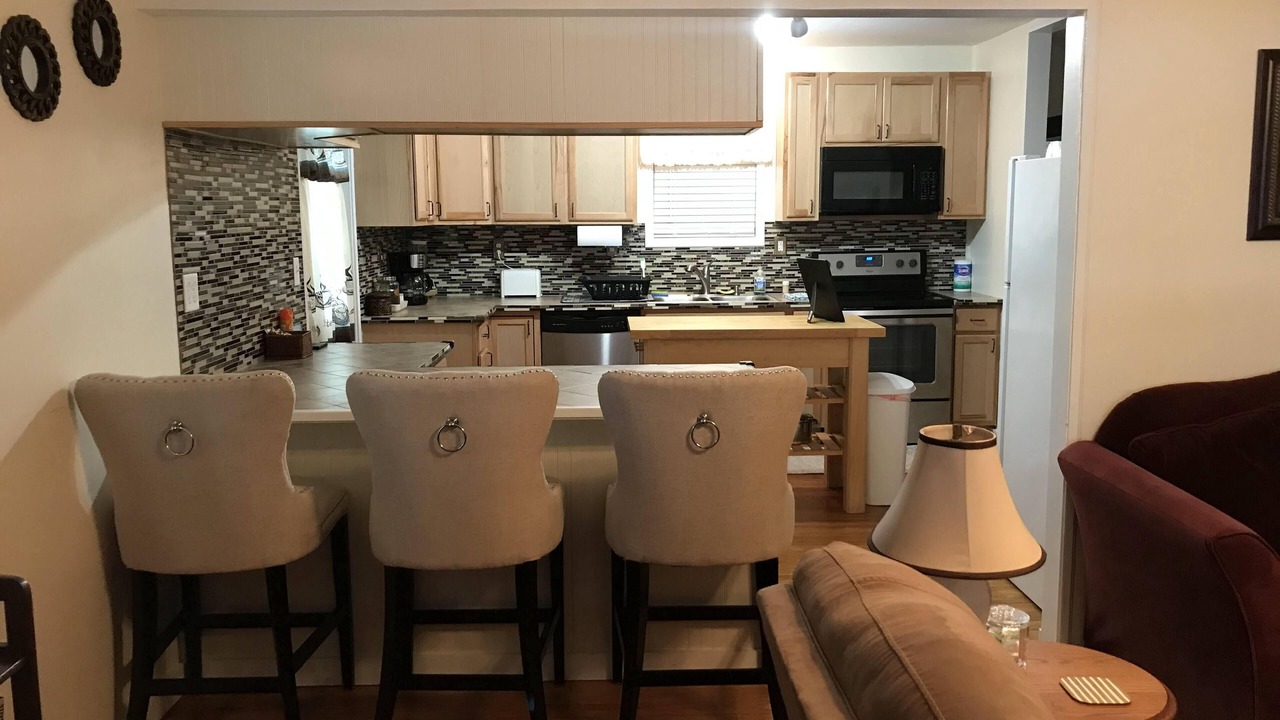 Photo of Kitchen in Putnam Hall