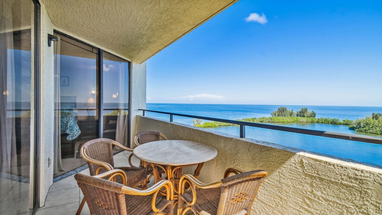 Photo of Patio Balcony in Hudson
