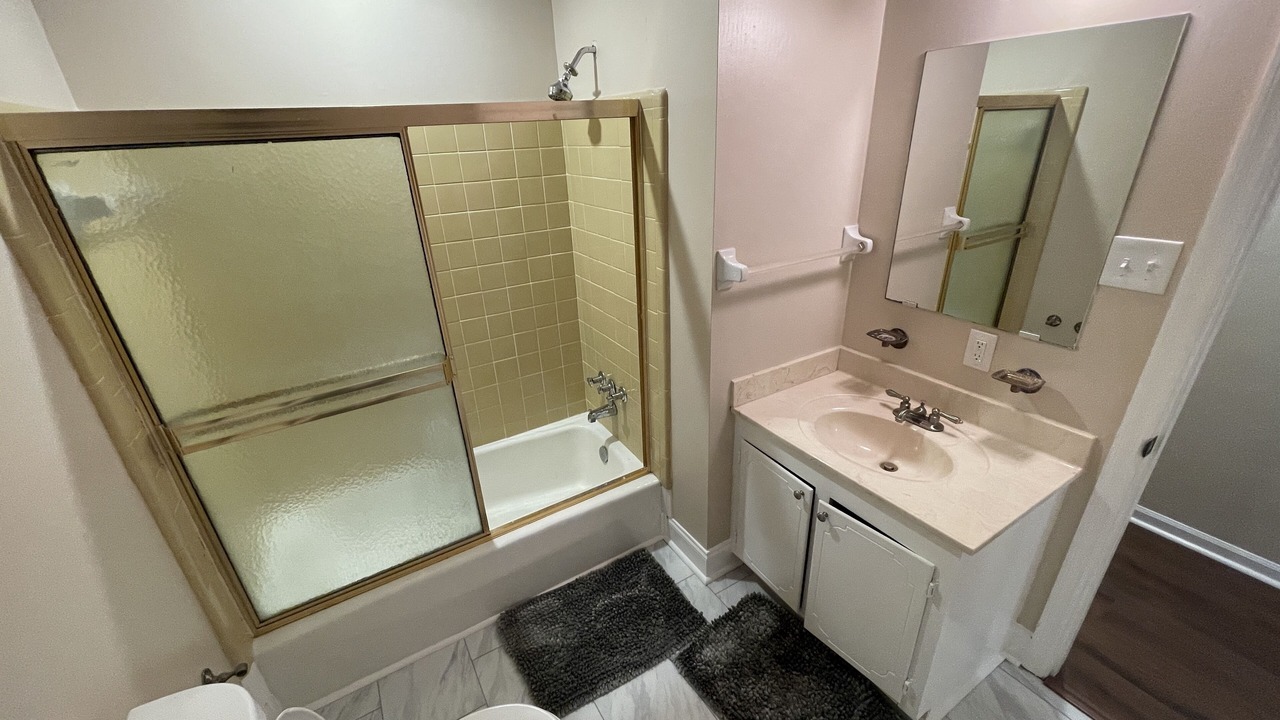Photo of Bathroom in Albany