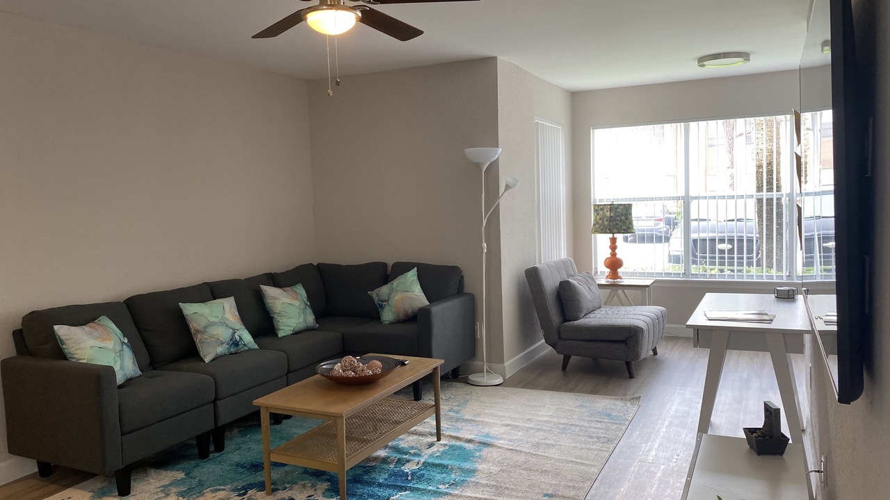 Photo of Livingroom in Deerfield Beach