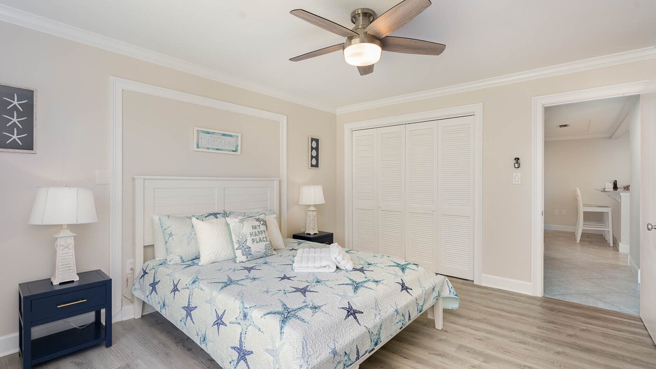 Photo of Bedroom in Cocoa Isles